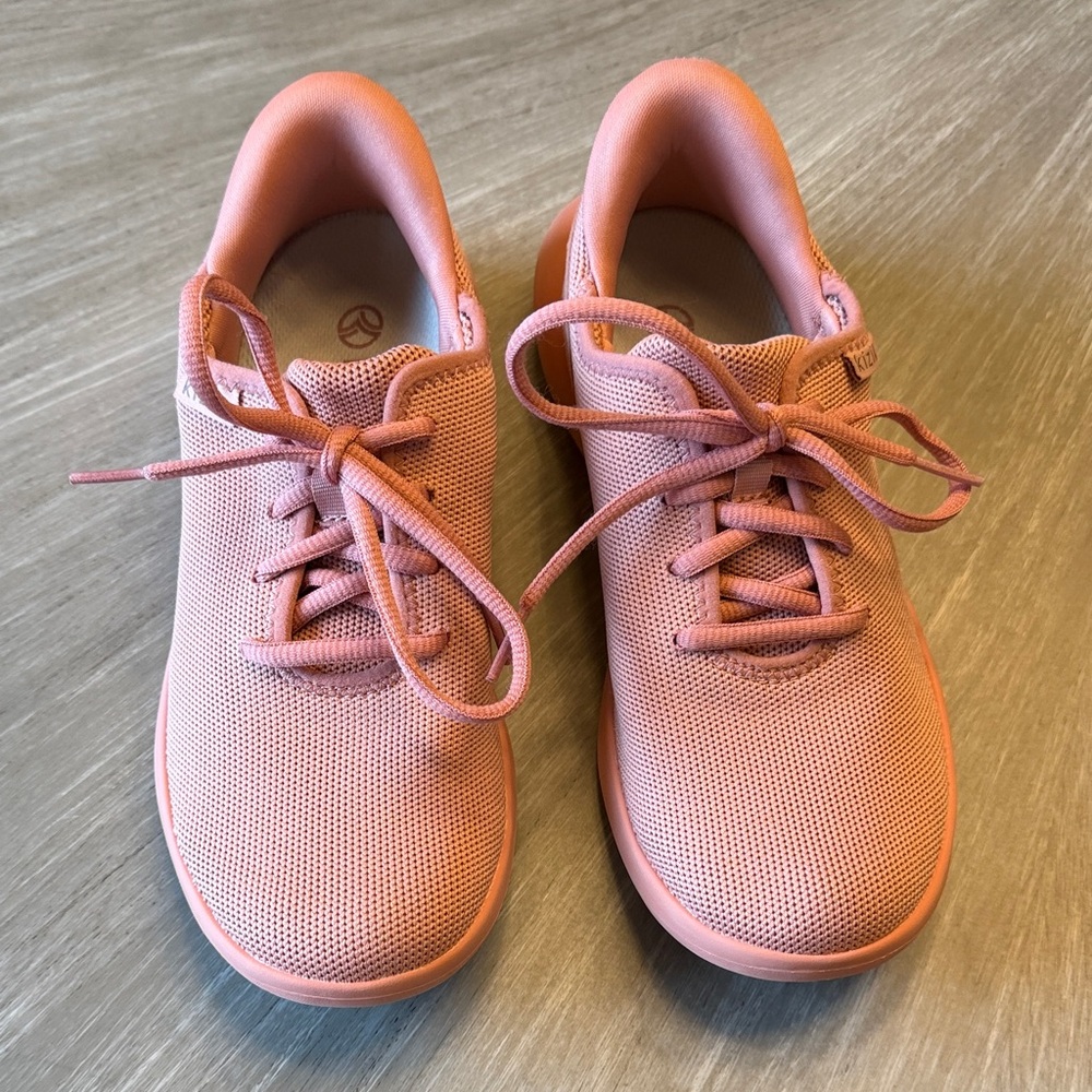 Kizik Sneakers